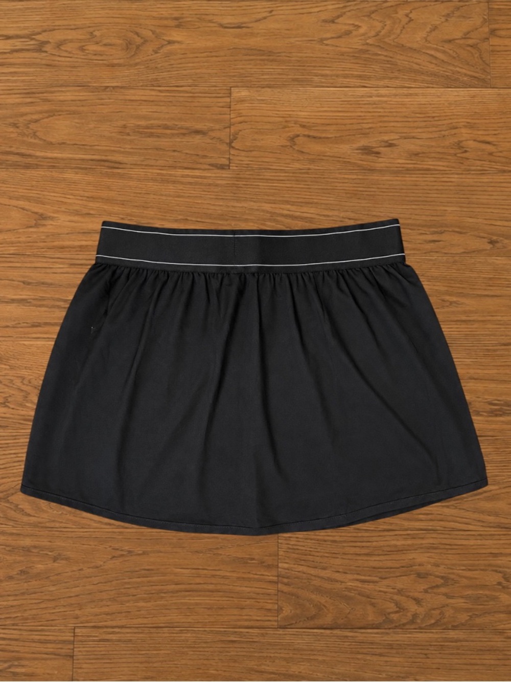 ALO Match Point Tennis Black Skirt Sizes XS,S - Picture 2 of 5